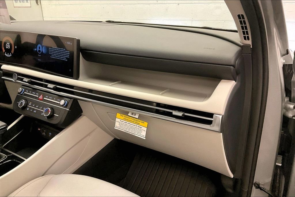 Certified 2026 Hyundai Tucson SE FWD image 14