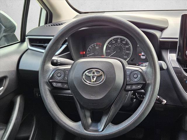 Used 2021 Toyota Corolla LE FWD image 16