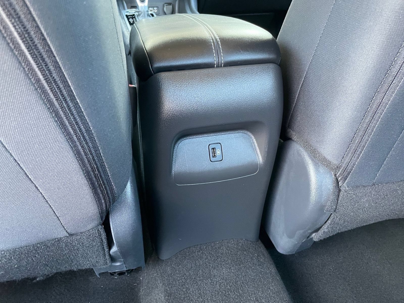 Used 2025 Nissan Sentra SV FWD image 23