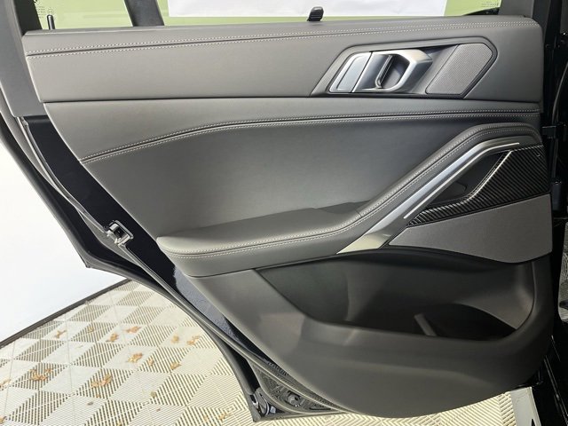 New 2026 BMW X6 M60i w/ Climate Comfort Package image 20