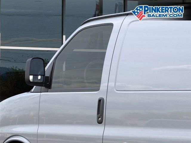 New 2026 Chevrolet Express 2500 image 12