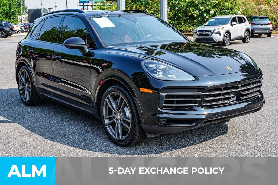 Used 2023 Porsche Cayenne S Platinum w/ Premium Package Plus AWD/4WD image 3