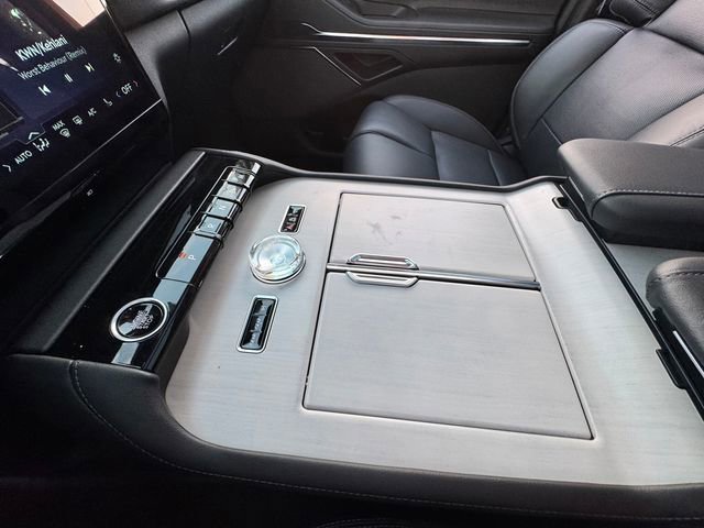 New 2025 Lincoln Navigator Reserve image 35