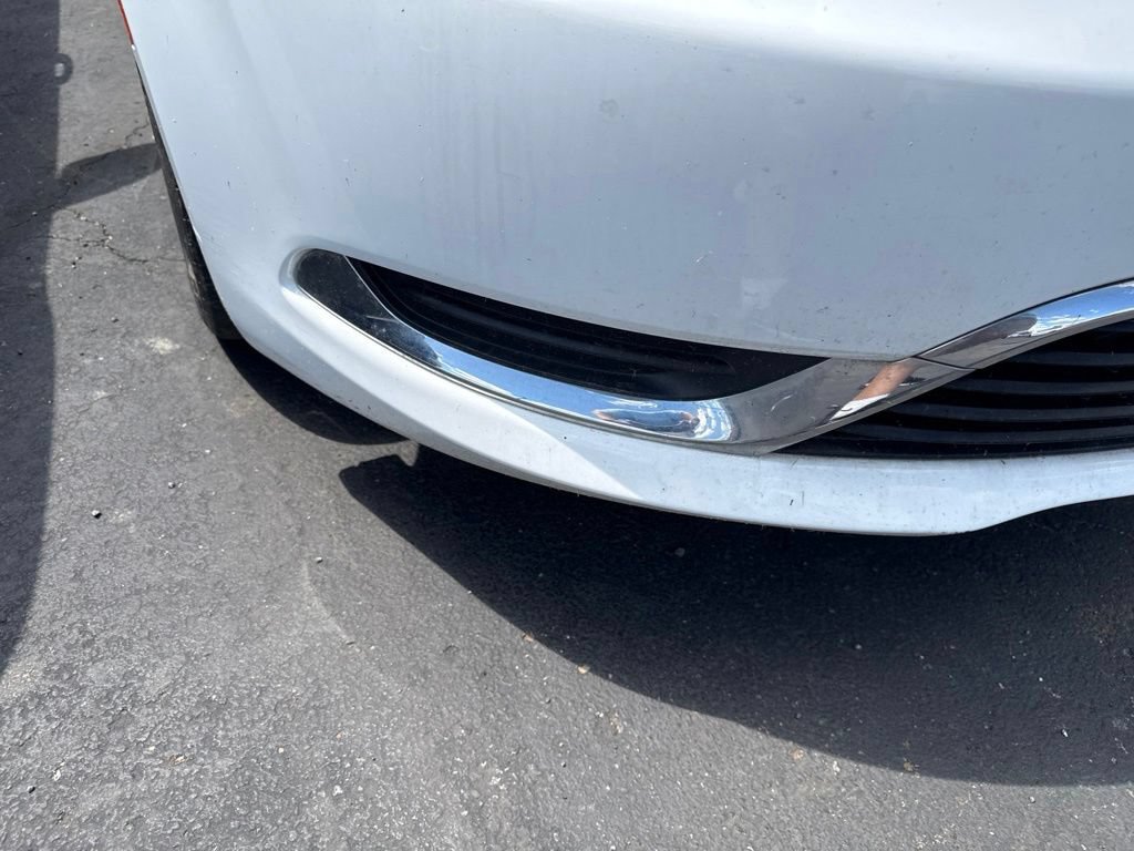 Used 2016 Chrysler 200 Limited w/ Convenience Group FWD image 26