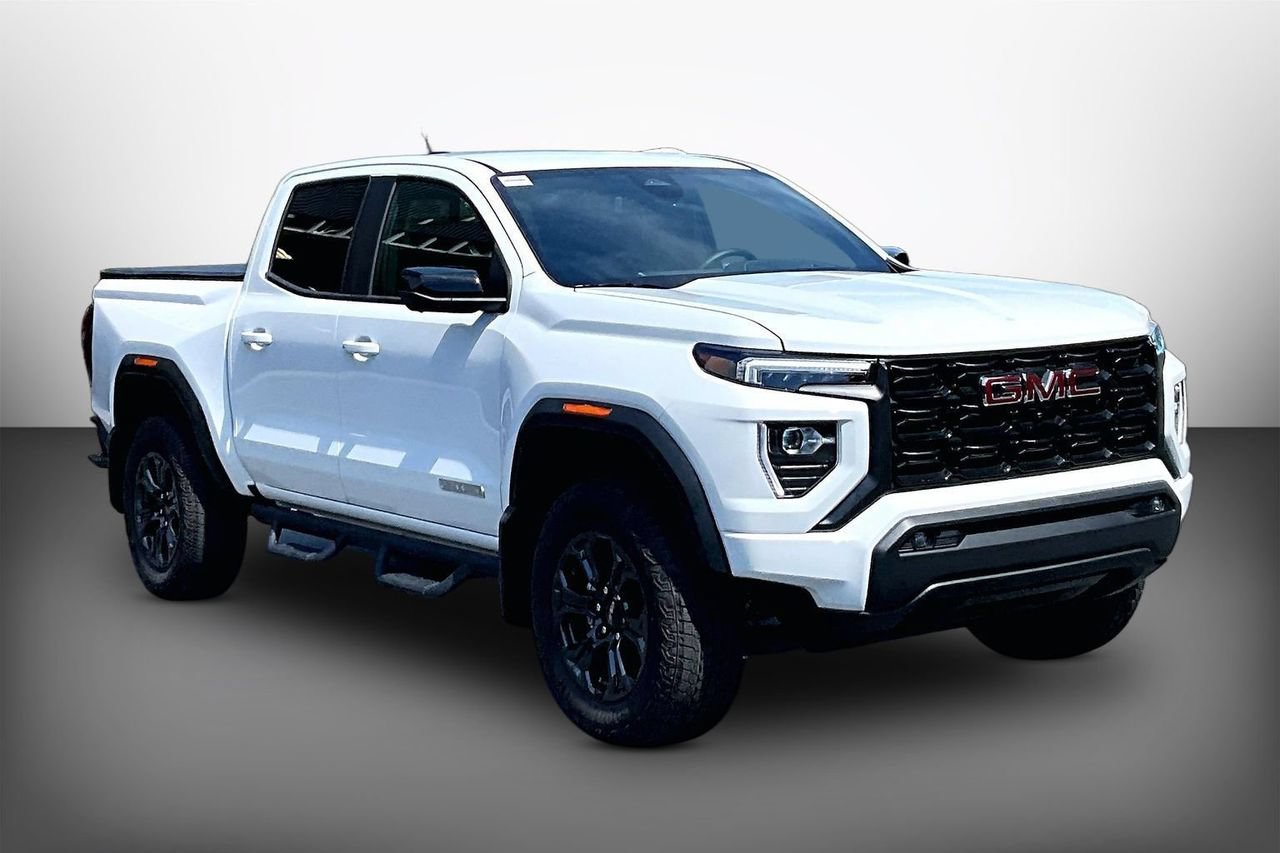 Used 2025 GMC Canyon Elevation w/ Convenience Package