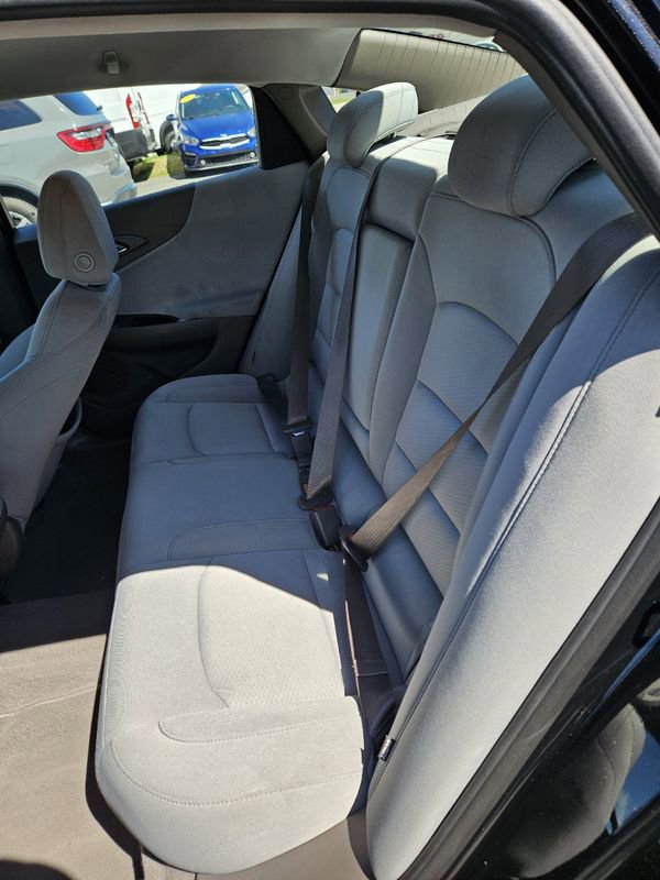 Used 2020 Chevrolet Malibu LT image 16