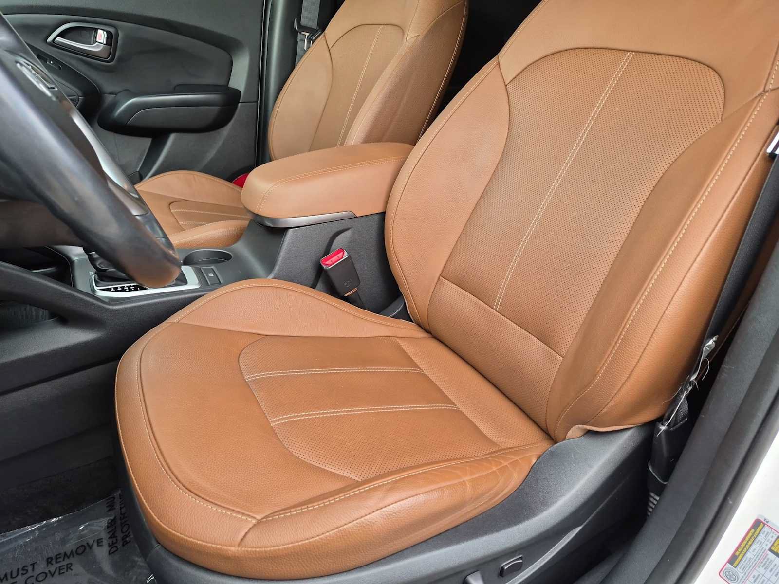 Used 2015 Hyundai Tucson Limited w/ Option Group 03 FWD image 16