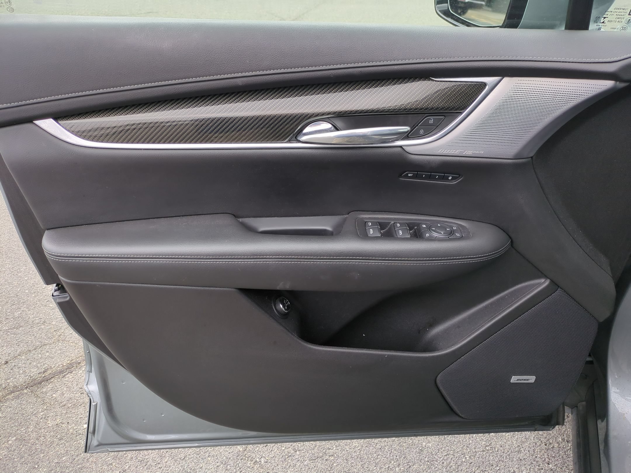 Certified 2023 Cadillac XT6 Sport w/ Technology Package AWD/4WD image 12