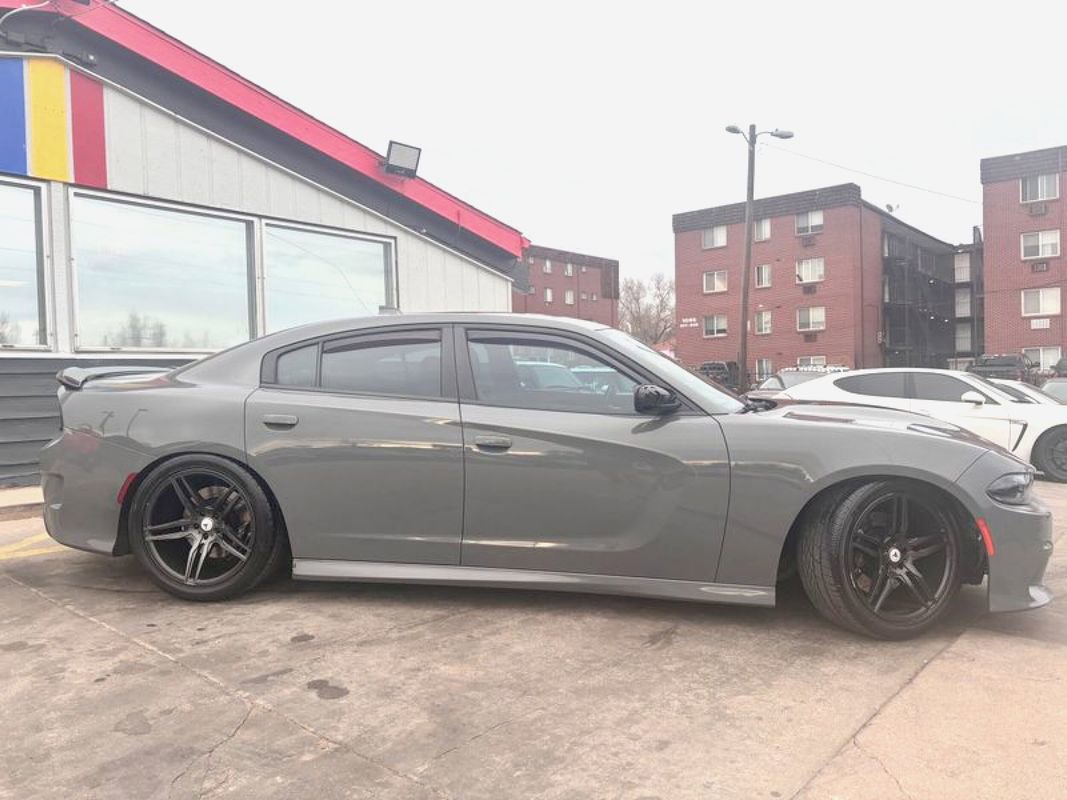 Used 2018 Dodge Charger R/T Scat Pack RWD image 13