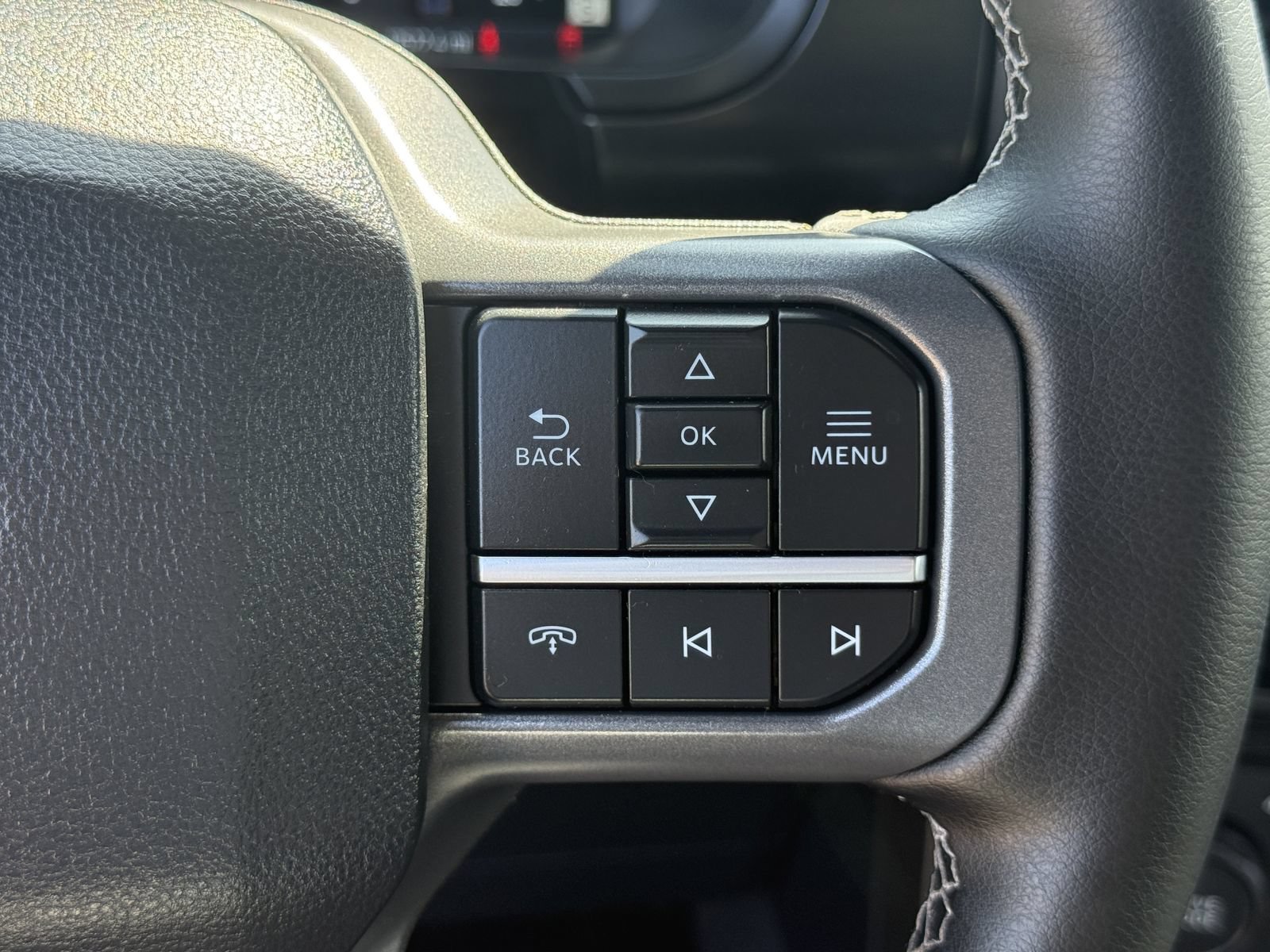 Used 2025 Ford F150 Lariat w/ Equipment Group 501A Mid AWD/4WD image 32