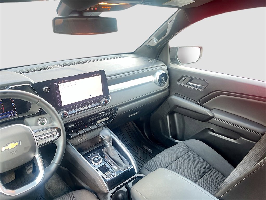 Used 2023 Chevrolet Colorado LT w/ LT Convenience Package II image 23