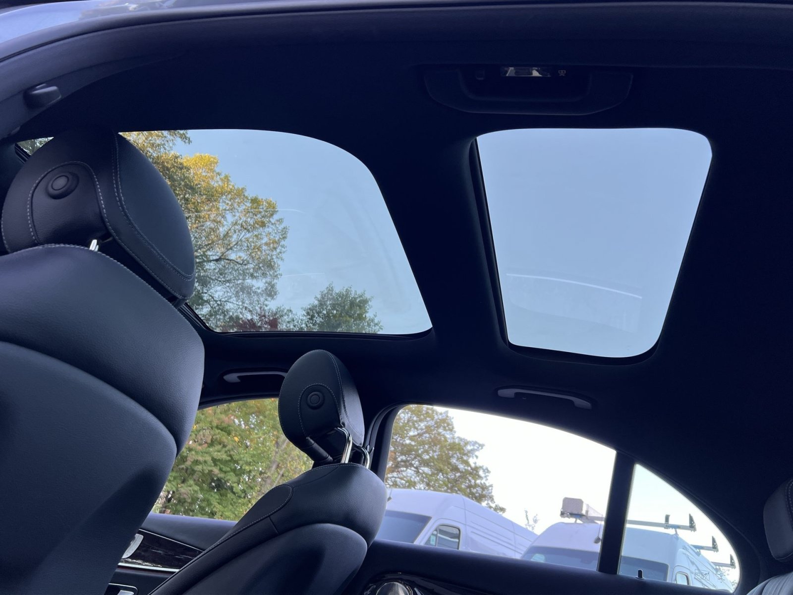 Used 2023 Mercedes-Benz E 450 4MATIC Sedan image 29