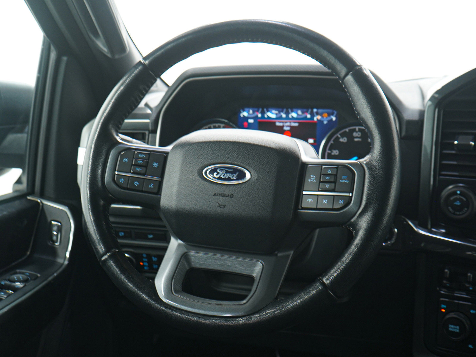 Used 2022 Ford F150 XLT w/ Equipment Group 302A High image 18