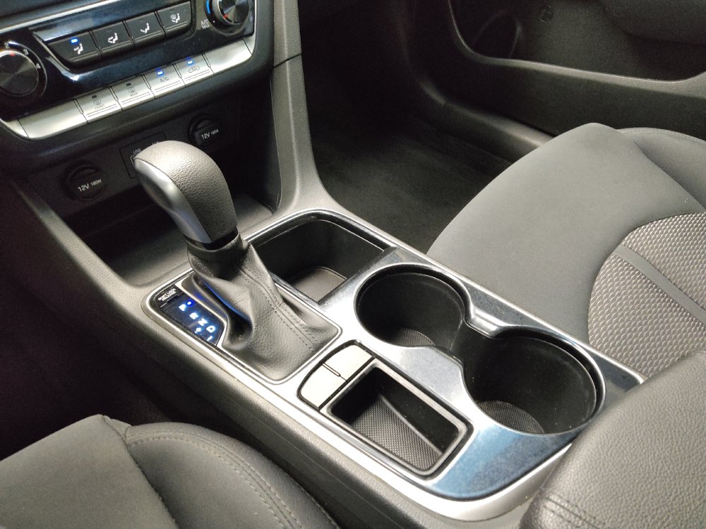 Used 2018 Hyundai Sonata SE FWD image 26