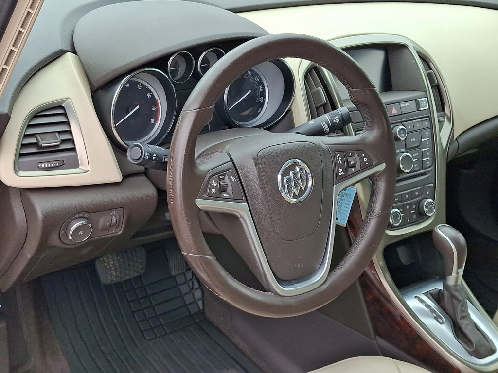 Used 2014 Buick Verano Convenience FWD image 25