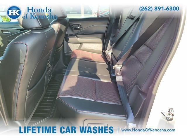 Certified 2025 Honda Ridgeline Black Edition image 12