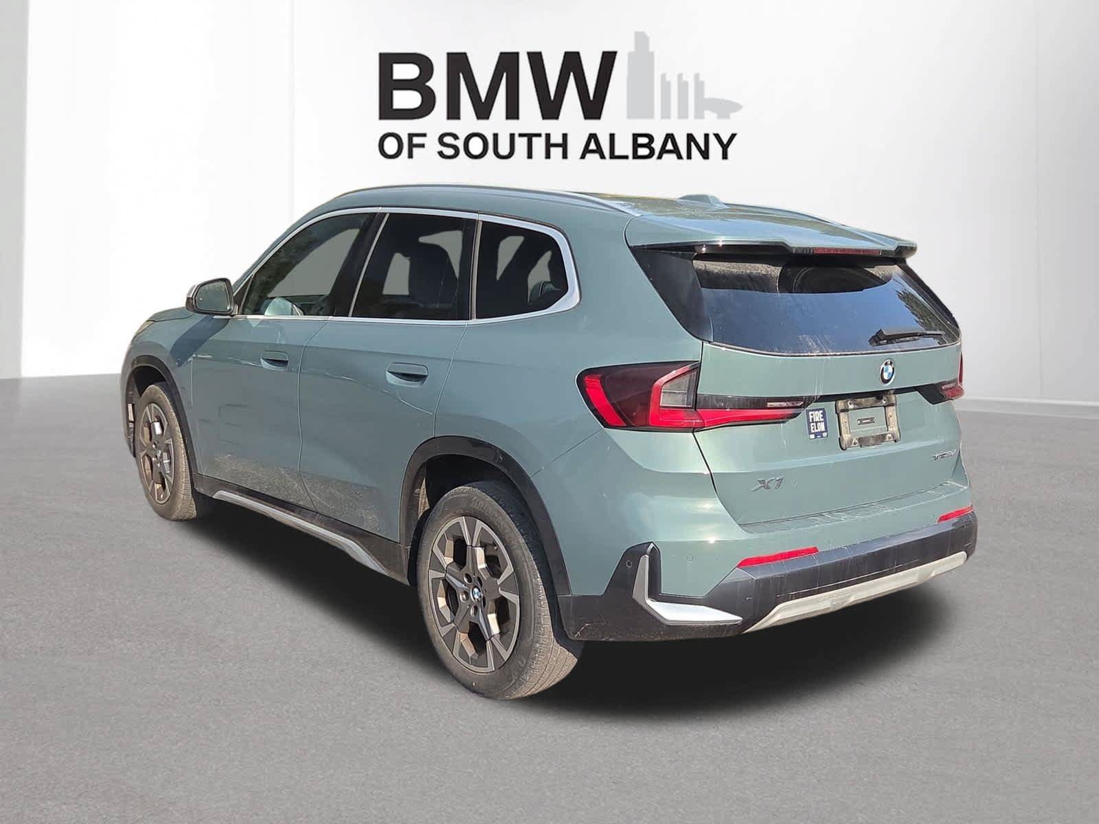 Used 2024 BMW X1 xDrive28i w/ Technology Package AWD/4WD image 3