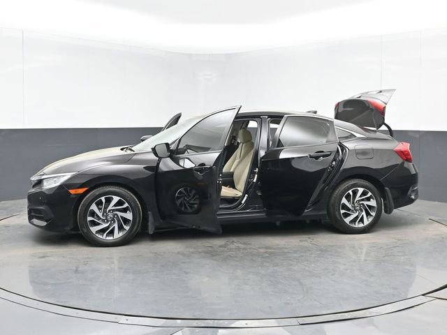 Used 2018 Honda Civic EX image 49