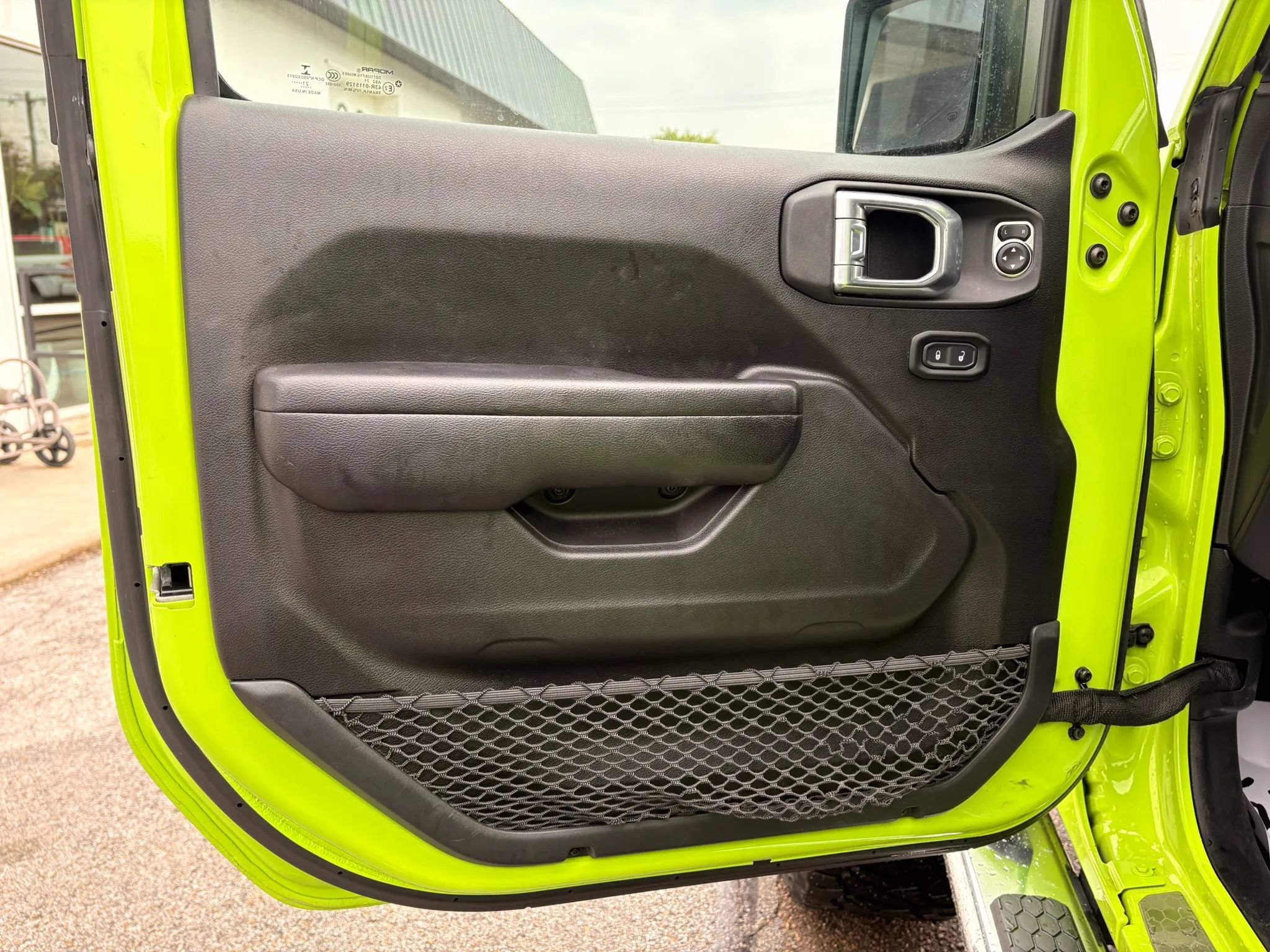 Used 2021 Jeep Wrangler Unlimited Rubicon AWD/4WD image 15