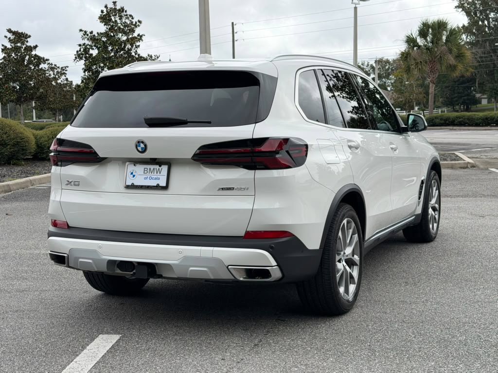 Certified 2024 BMW X5 xDrive40i w/ Premium Package AWD/4WD image 5