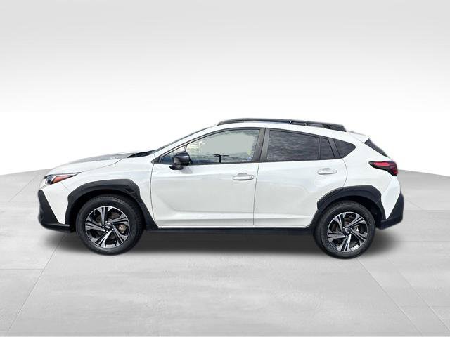 Used 2024 Subaru Crosstrek 2.0i Premium w/ Crosstrek Mirror Package AWD/4WD image 3