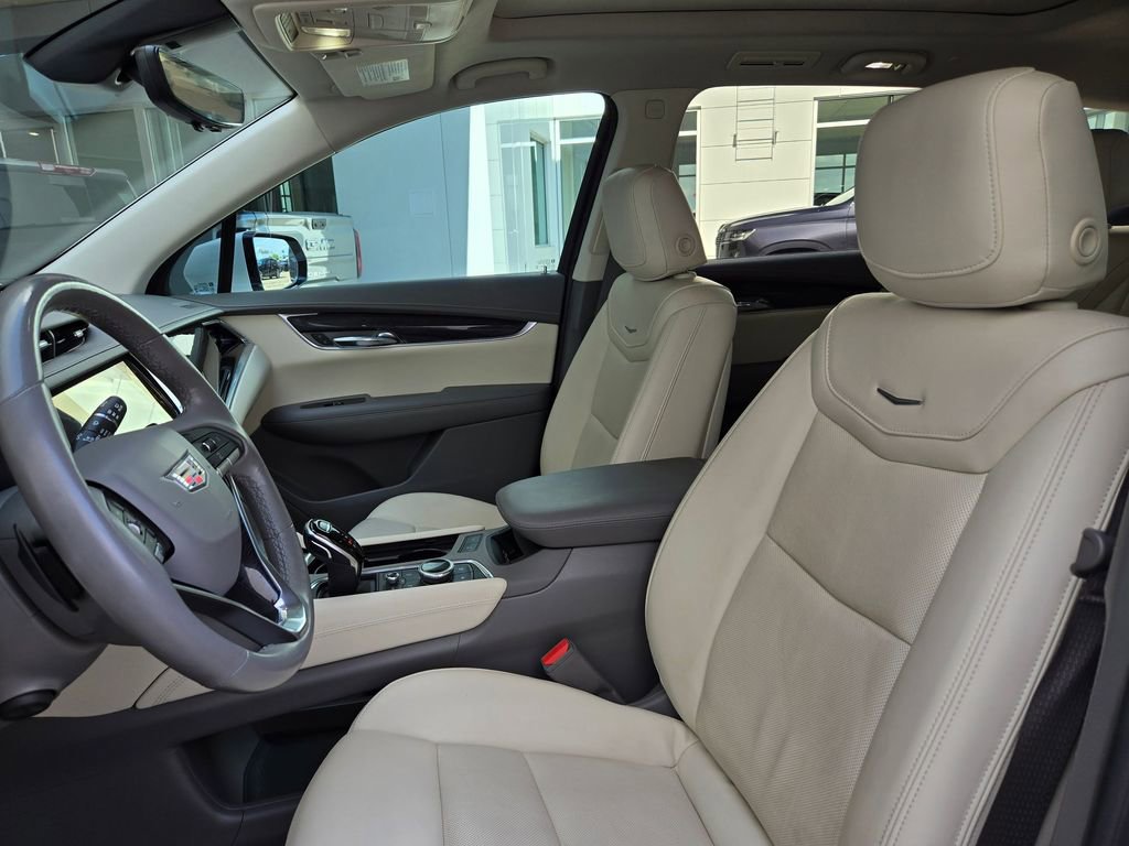 Used 2022 Cadillac XT6 Premium Luxury w/ Technology Package image 29