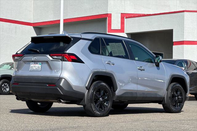 Certified 2021 Toyota RAV4 XLE w/ XLE Grade Weather Package AWD/4WD image 2