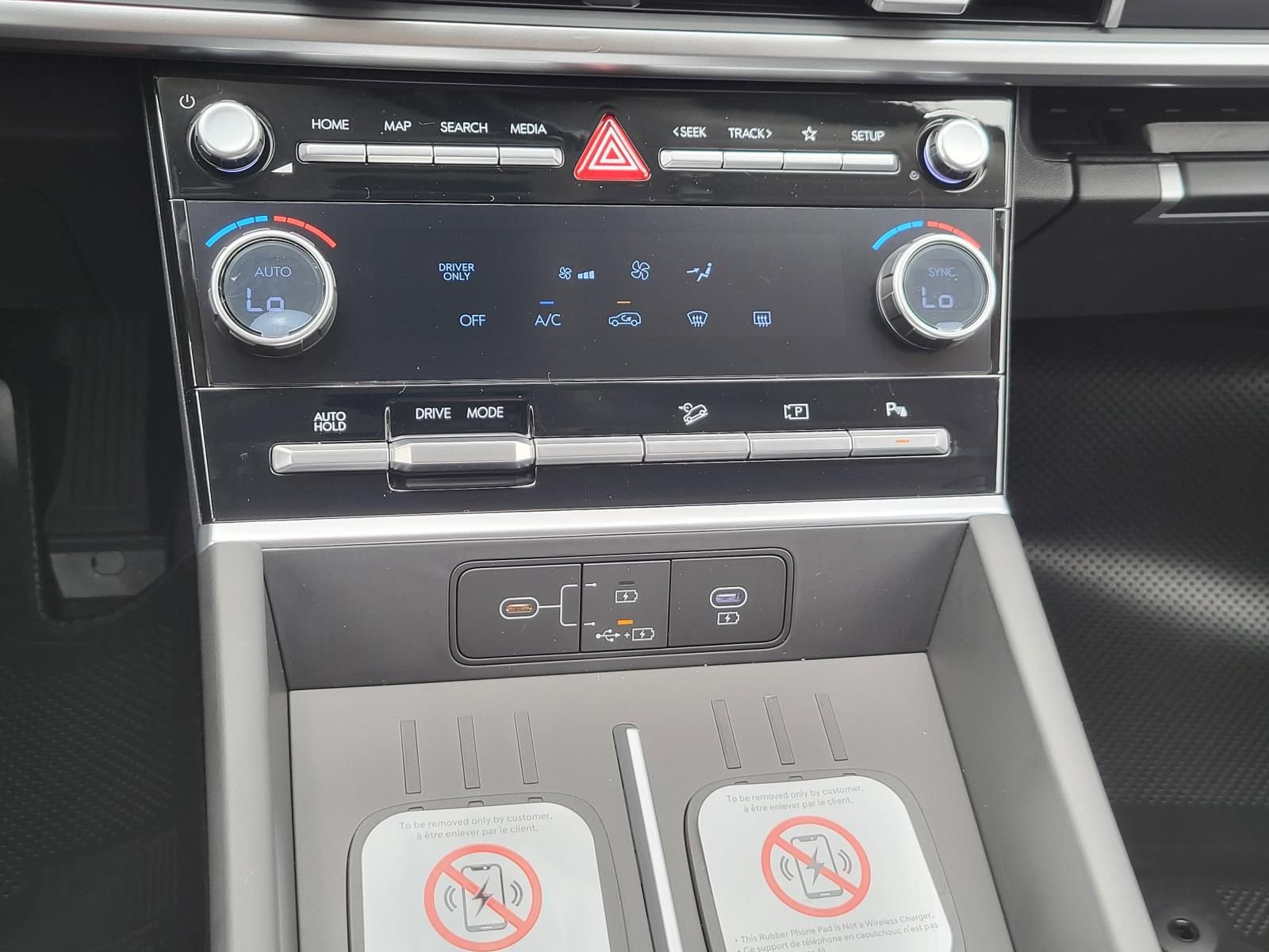 New 2026 Hyundai Santa Fe SE image 18