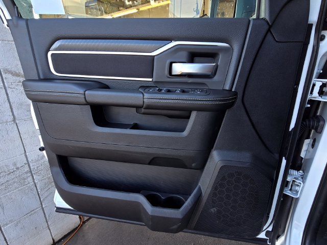 New 2026 RAM 3500 Big Horn AWD/4WD image 22