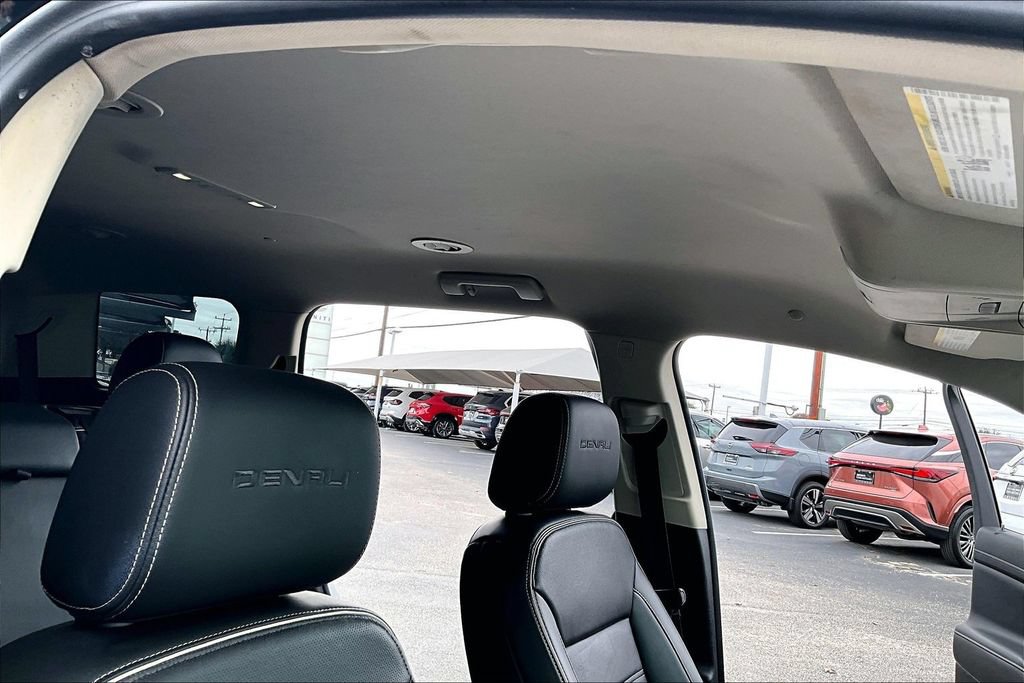 Used 2023 GMC Acadia Denali FWD image 23