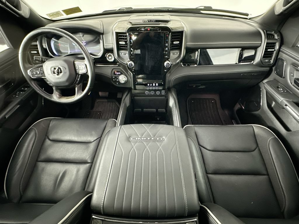 Used 2025 RAM 1500 Limited AWD/4WD image 10