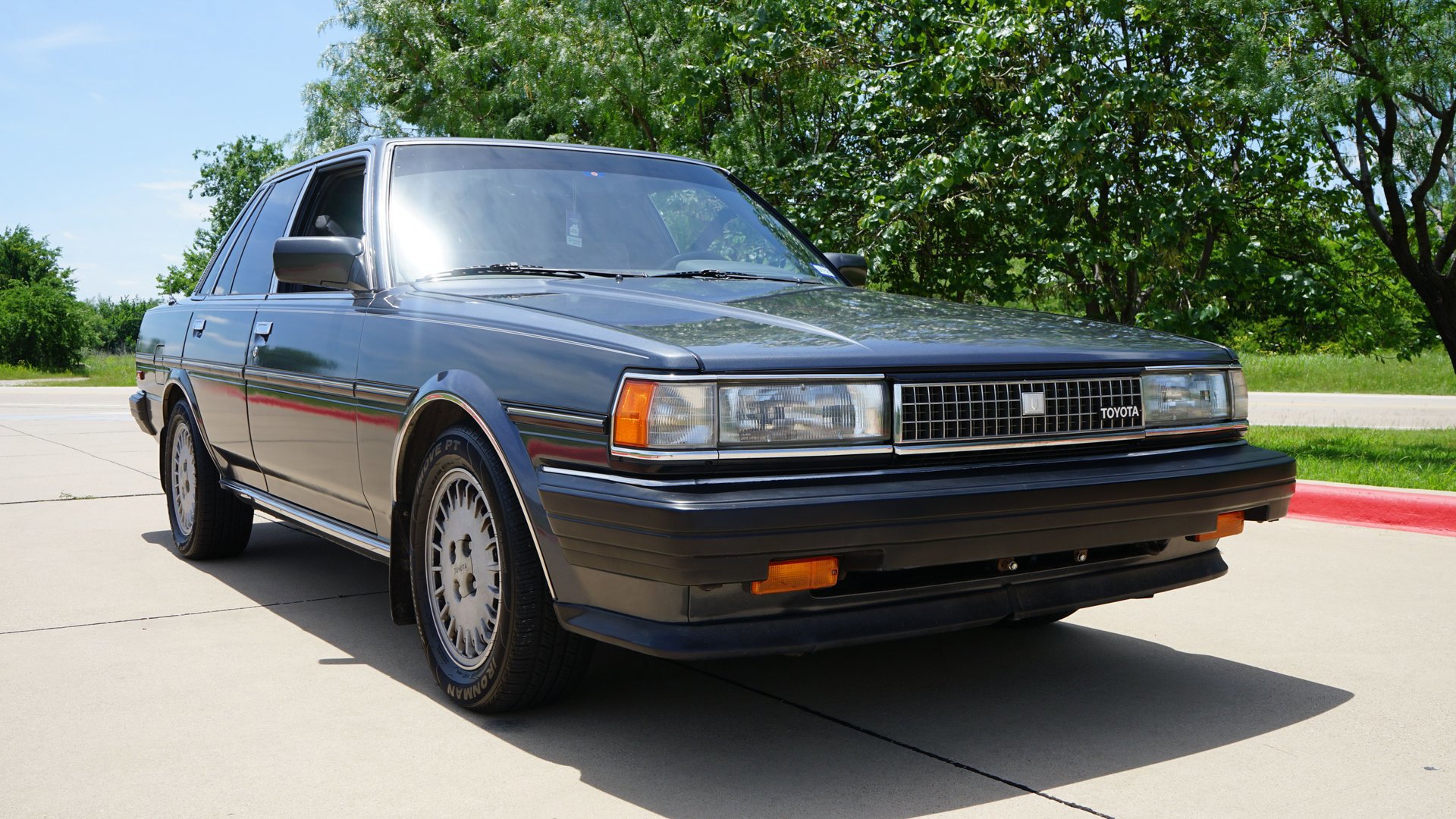 Used 1987 Toyota Cressida Sedan RWD image 21