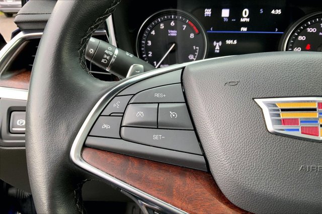 Used 2023 Cadillac XT5 Sportv w/ Technology Package AWD/4WD image 17