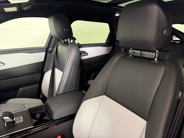 New 2026 Land Rover Range Rover Velar Dynamic SE image 7