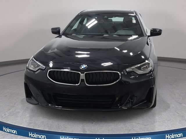Used 2022 BMW 230i Coupe w/ Premium Package 2 RWD image 3