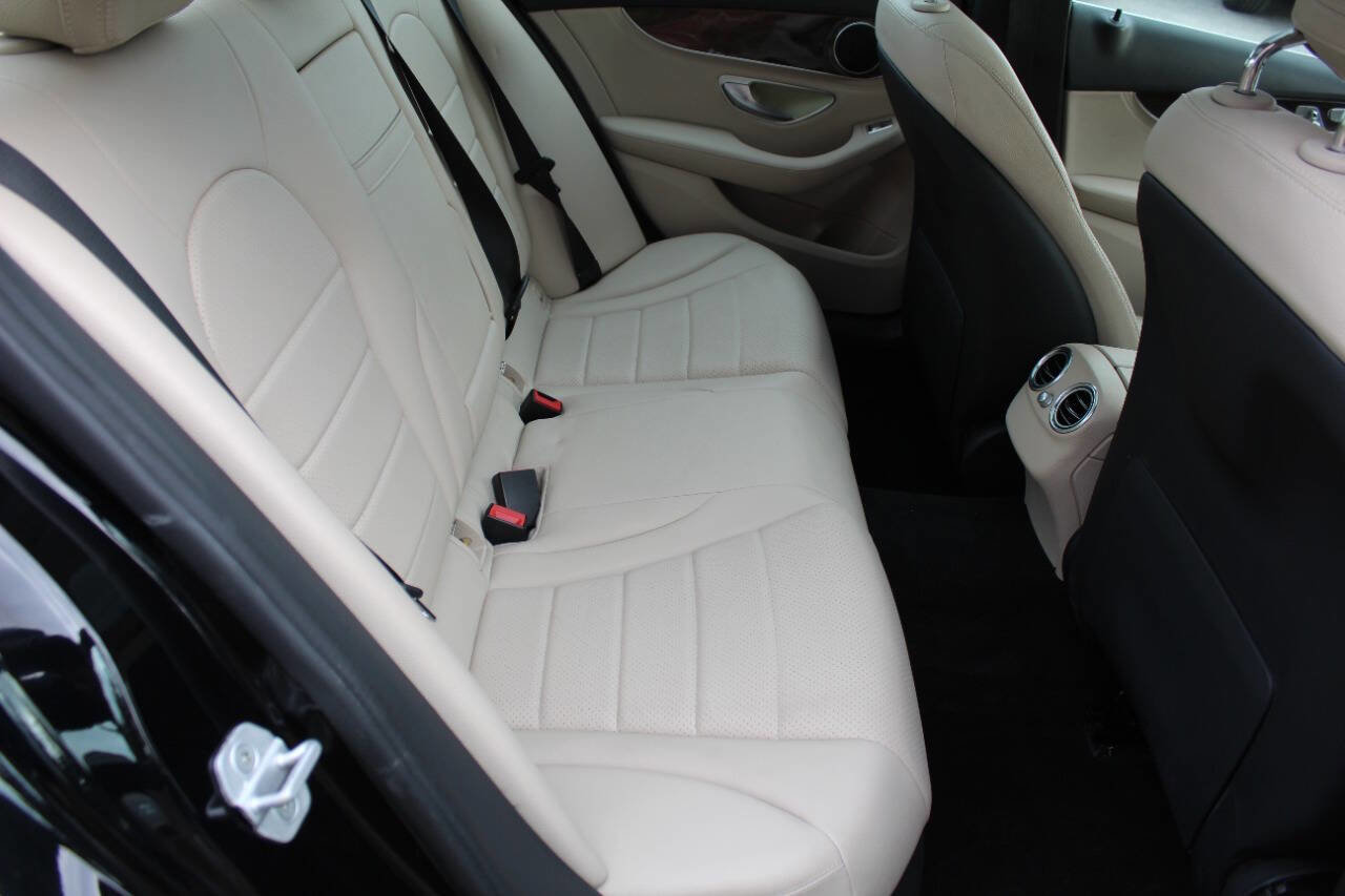 Used 2016 Mercedes-Benz C 300 4MATIC Sedan image 17