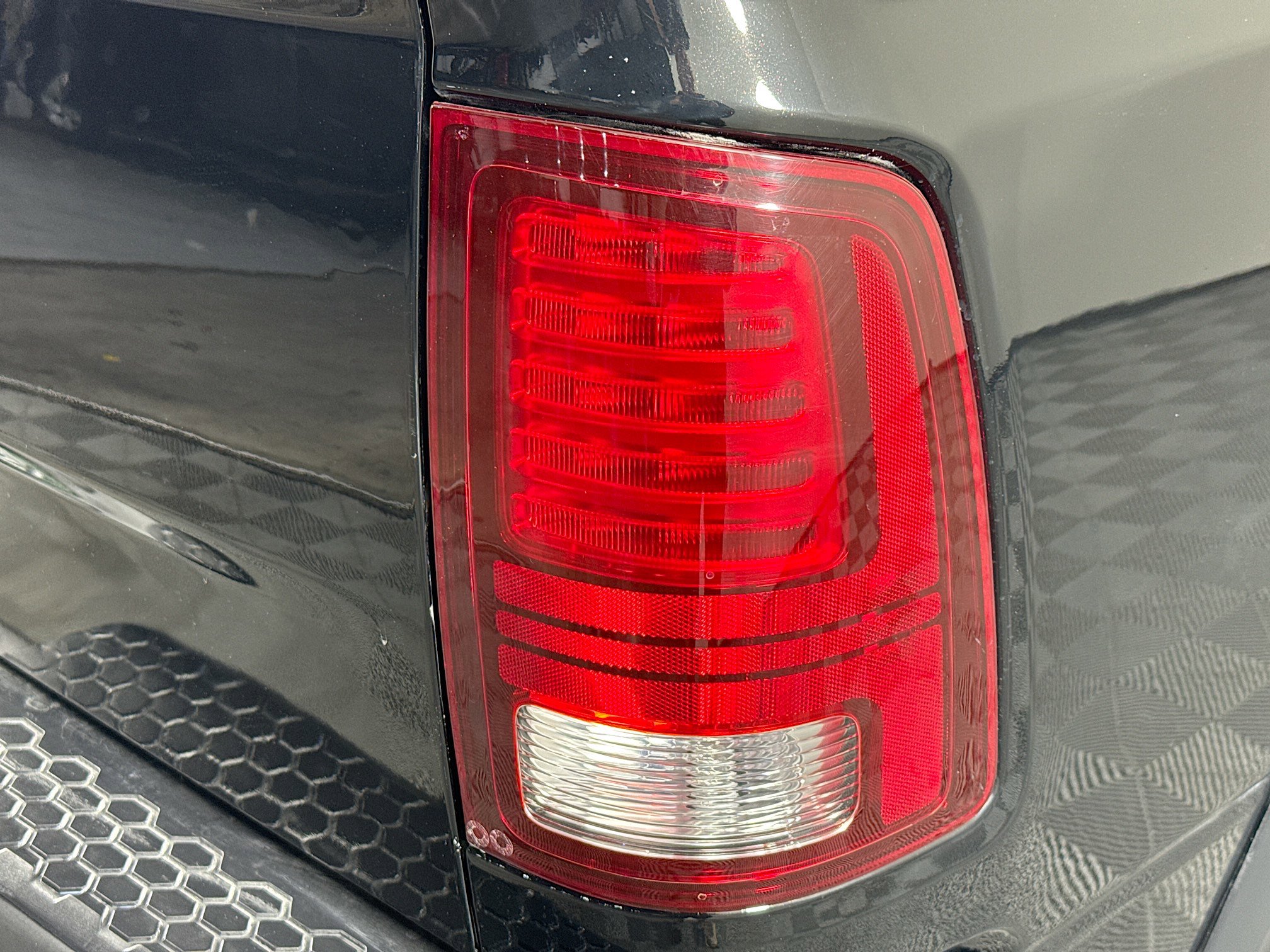 Used 2020 RAM 1500 Classic Warlock w/ Electronics Group image 32