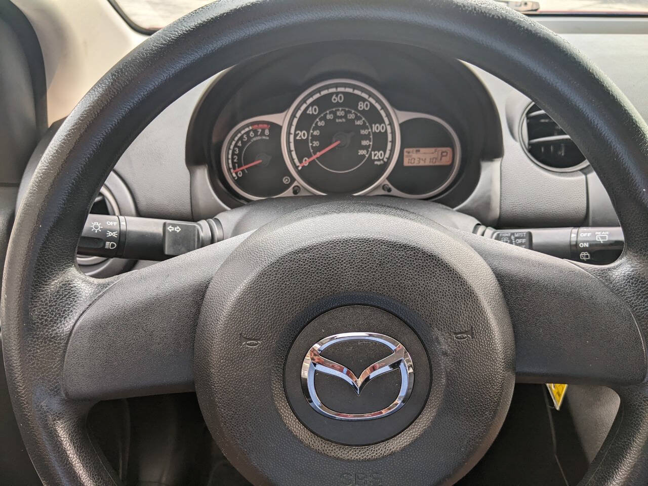 Used 2014 MAZDA MAZDA2 Sport FWD image 18