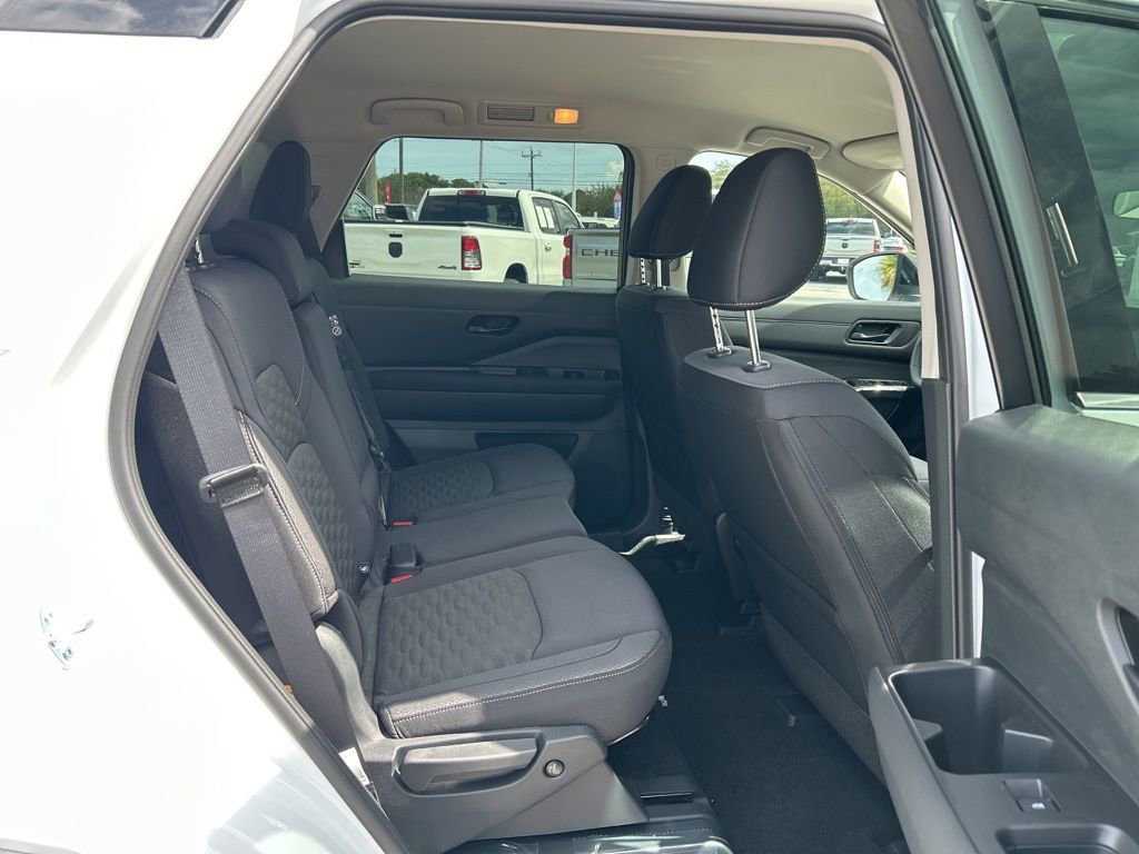 New 2026 Nissan Pathfinder SV image 46