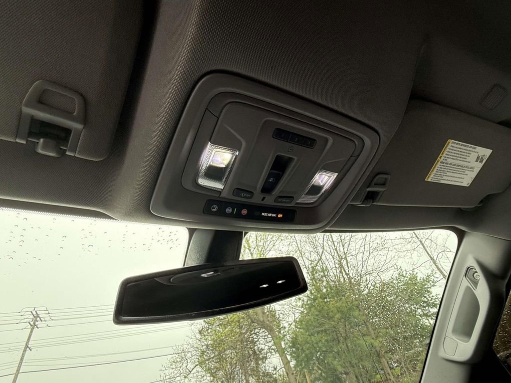Used 2019 GMC Sierra 1500 SLT w/ SLT Premium Package image 28