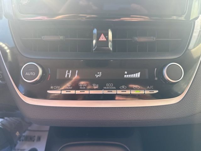 Used 2023 Toyota Corolla LE image 36