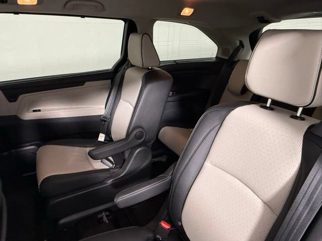 Used 2026 Honda Odyssey Elite image 37