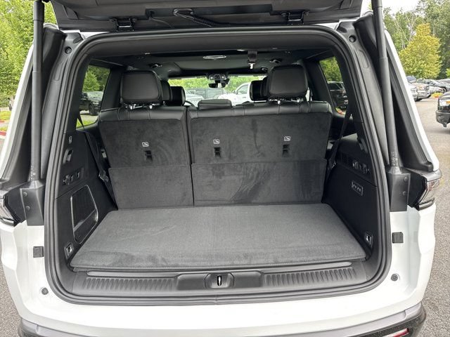 New 2026 Jeep Grand Wagoneer Limited AWD/4WD image 14