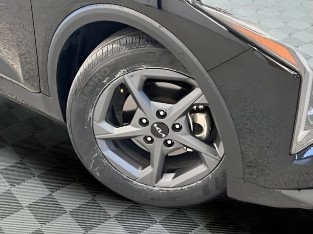 Used 2025 Kia K4 FWD image 25
