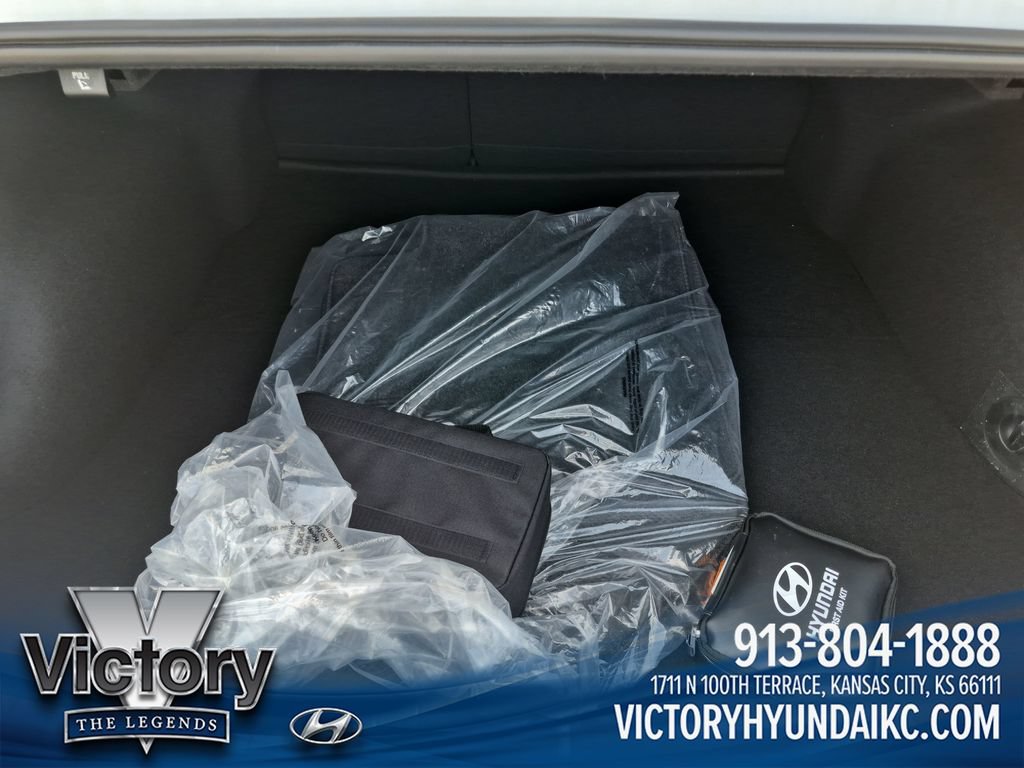 Used 2025 Hyundai Ioniq 6 SE RWD image 23