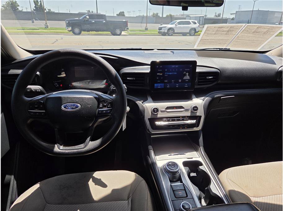 Used 2023 Ford Explorer 4WD image 17