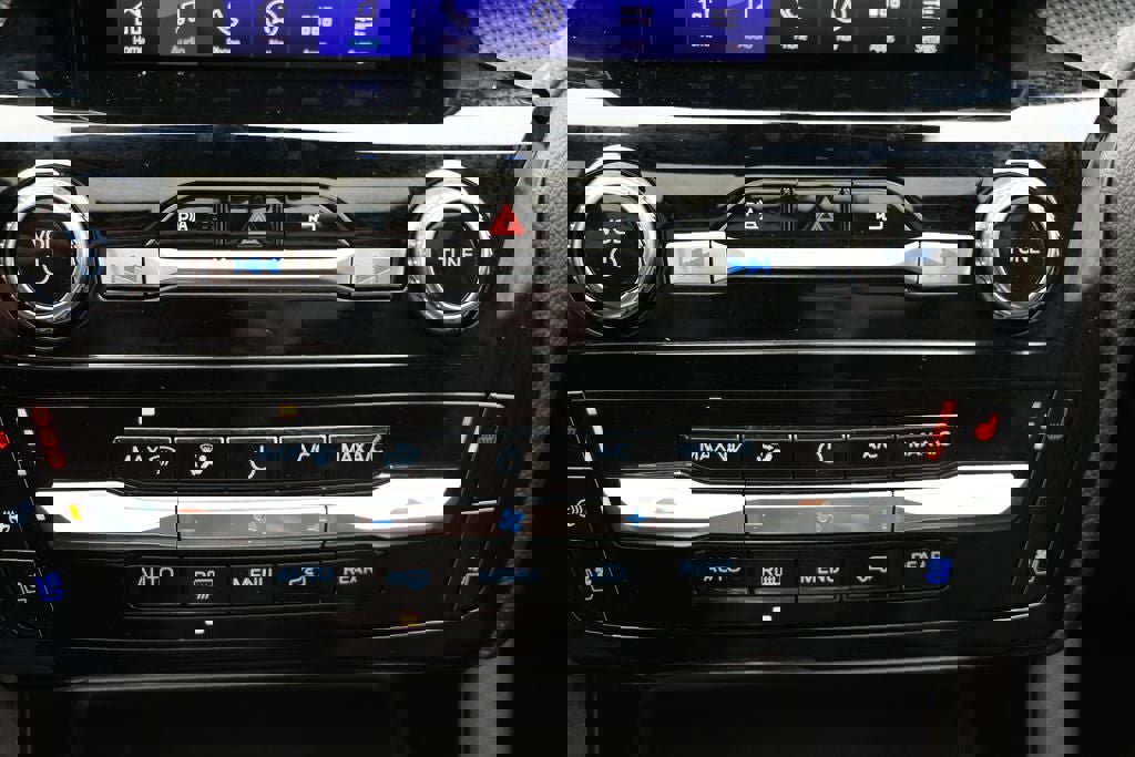 Used 2022 Ford Explorer ST w/ Equipment Group 401A image 24