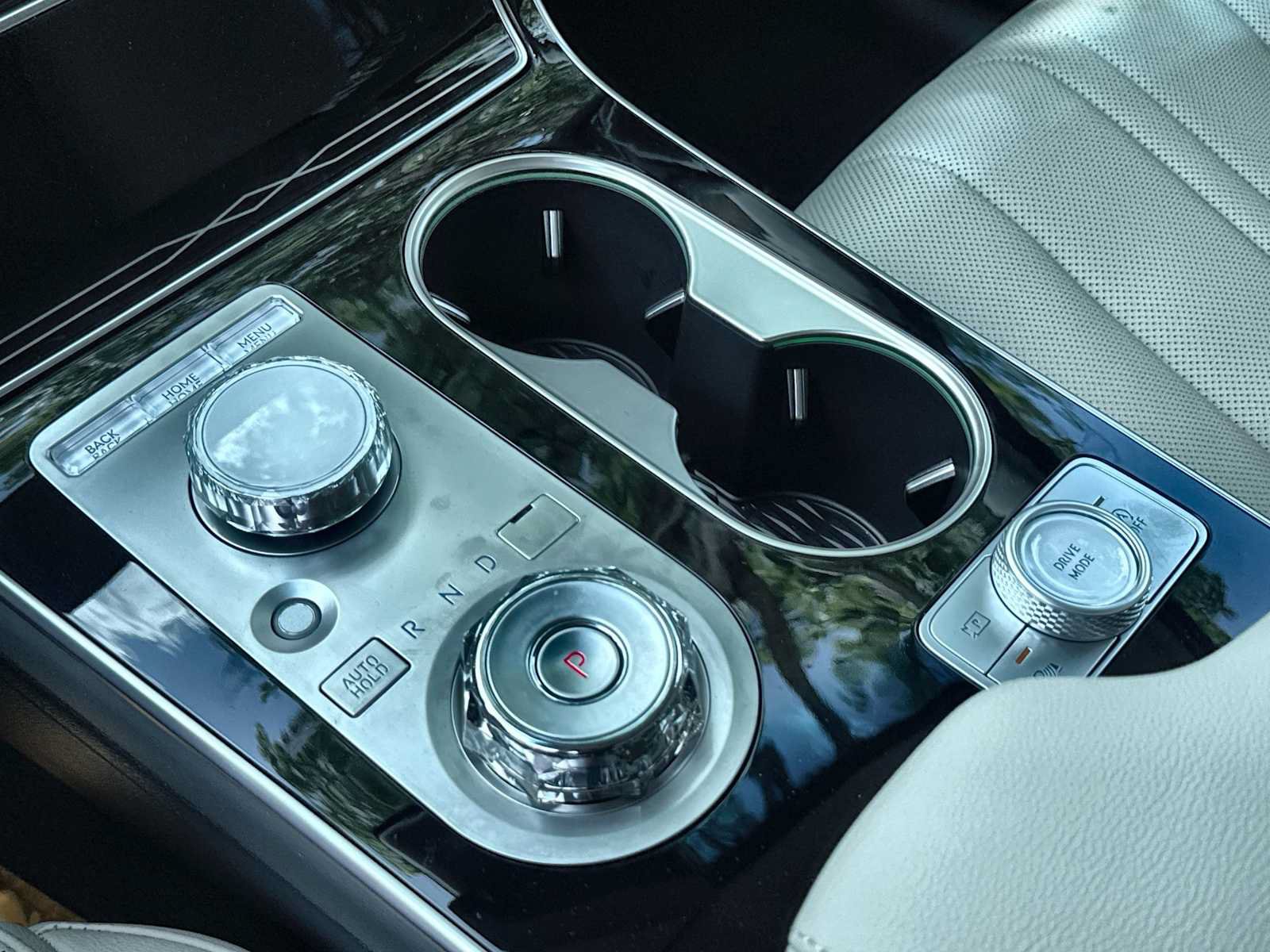 New 2026 Genesis GV80 2.5T RWD image 21