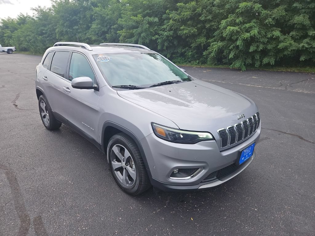 Used 2019 Jeep Cherokee Limited w/ Technology Group AWD/4WD image 9