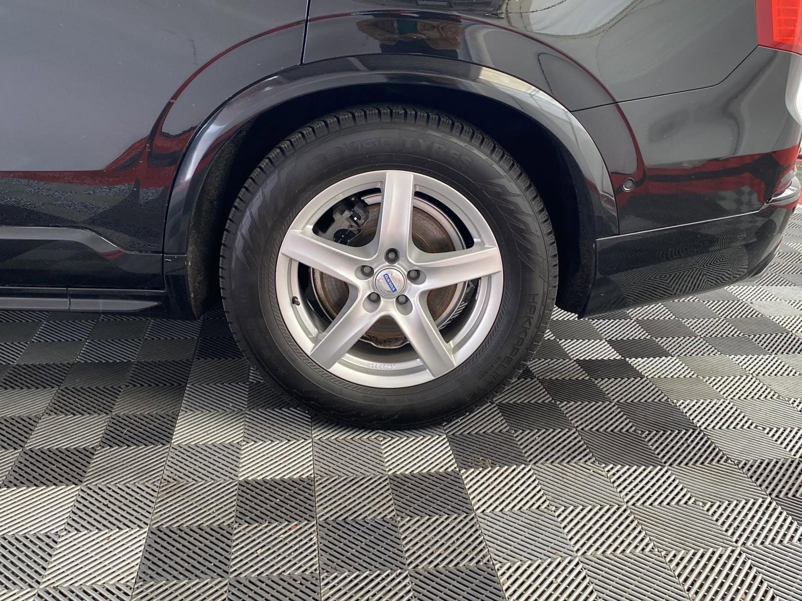 Used 2019 Volvo XC90 T6 R-Design w/ Advanced Package image 32
